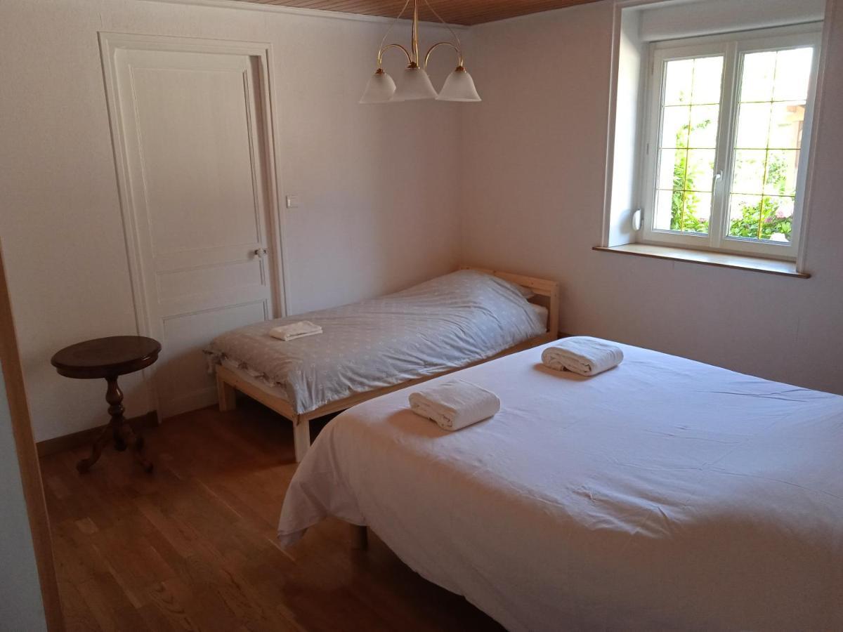 Les Jardins Des 3 Provinces- Gite Montcharvot Екстер'єр фото