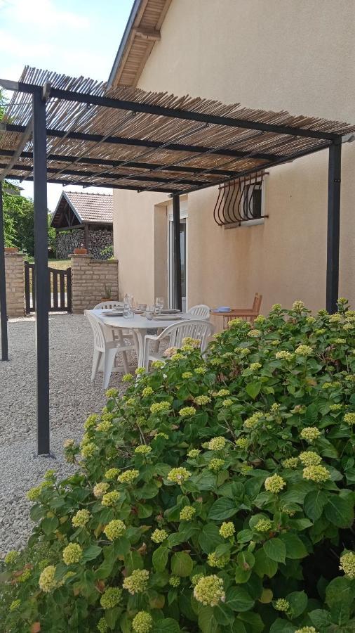 Les Jardins Des 3 Provinces- Gite Montcharvot Екстер'єр фото